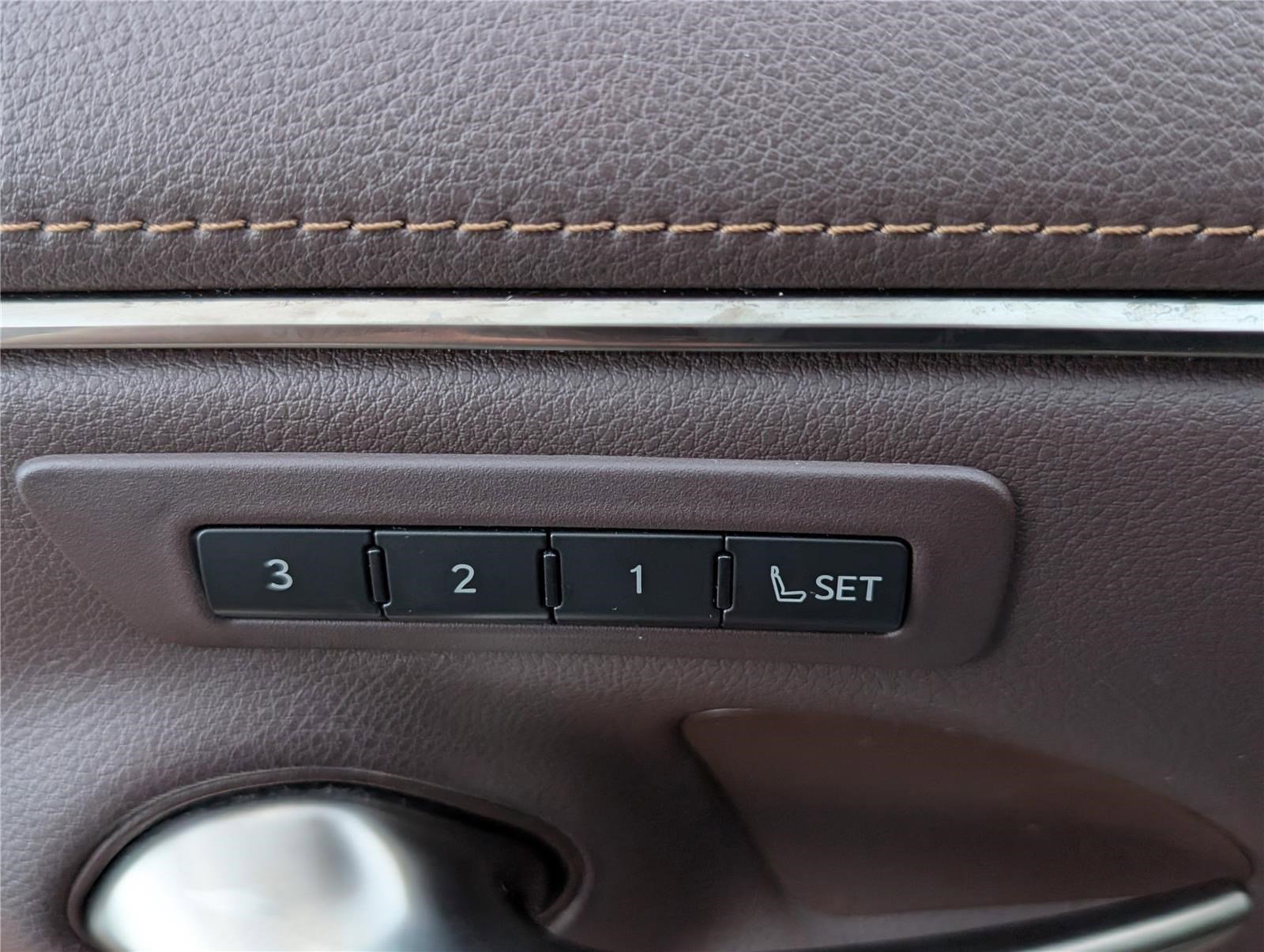 Used 2019 Lexus ES 350 w/ Premium Package FWD image 20