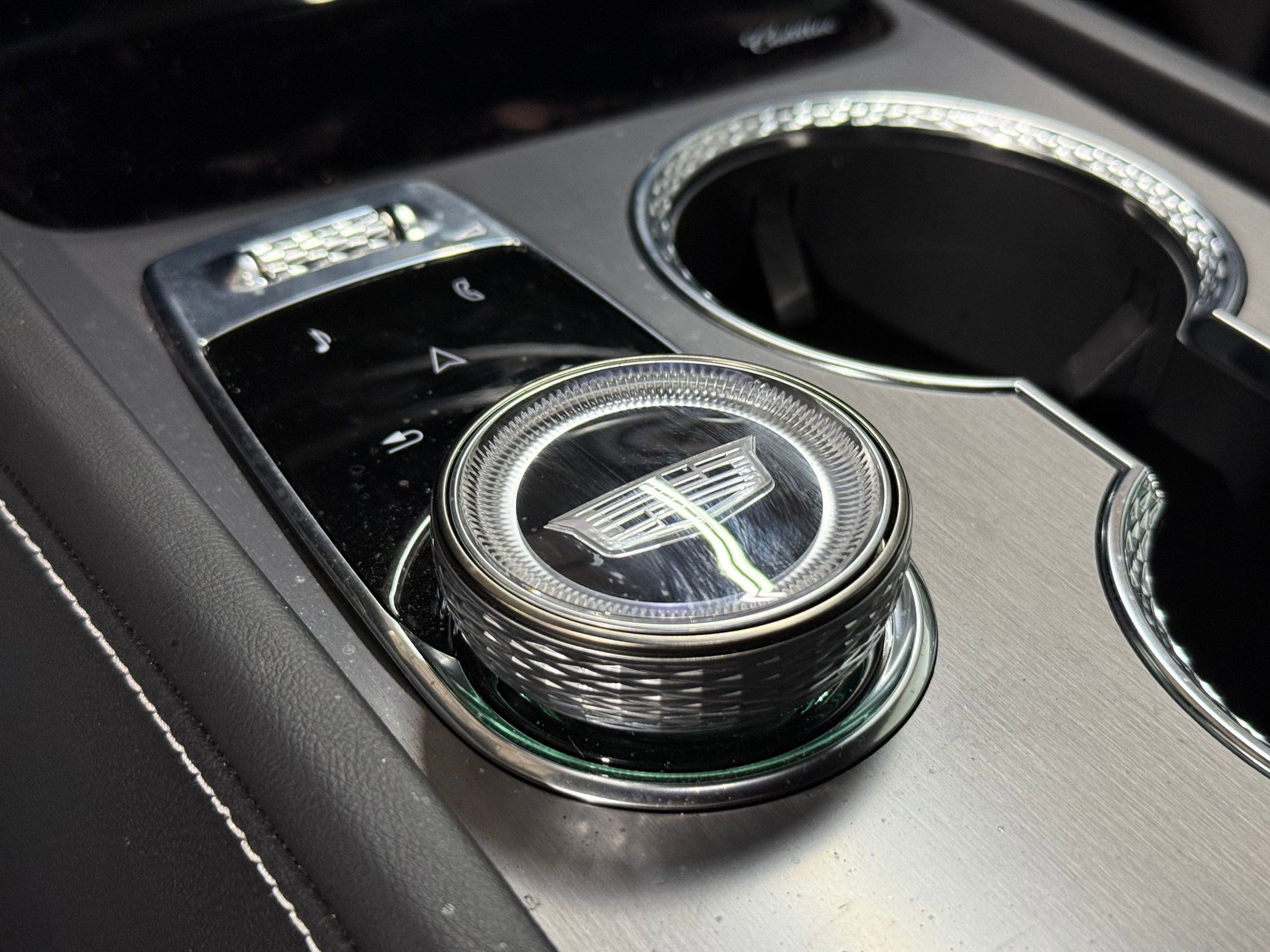 New 2026 Cadillac Vistiq Sport image 37