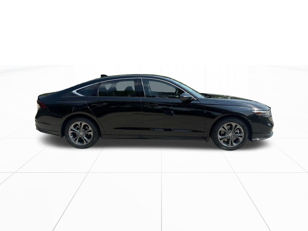 Certified 2023 Honda Accord EX-L image 10