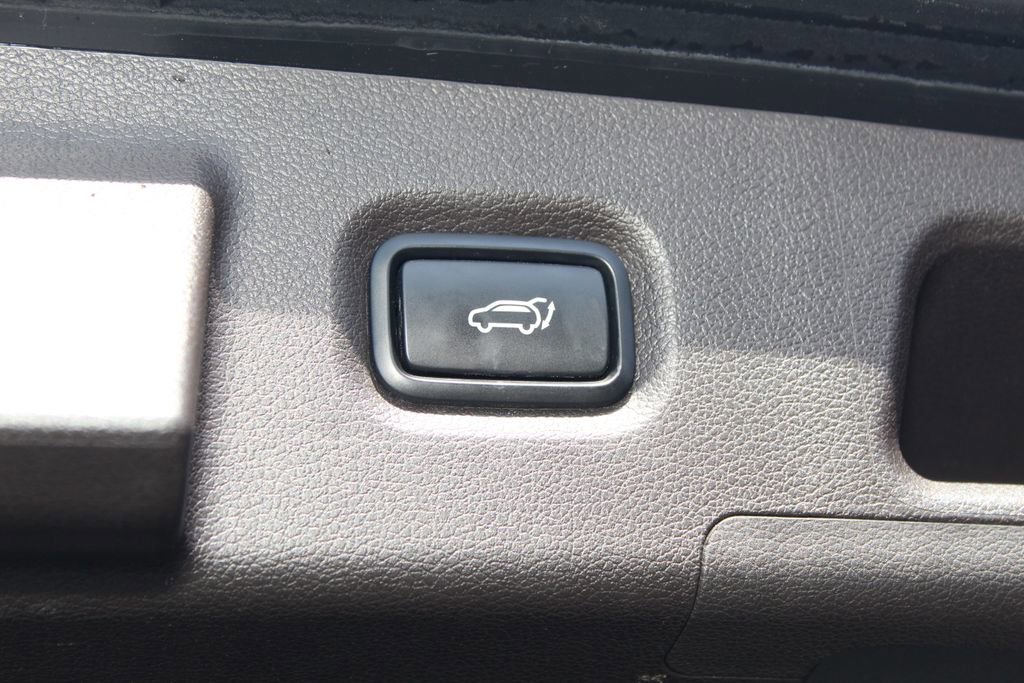 Used 2019 Hyundai Santa Fe AWD image 9