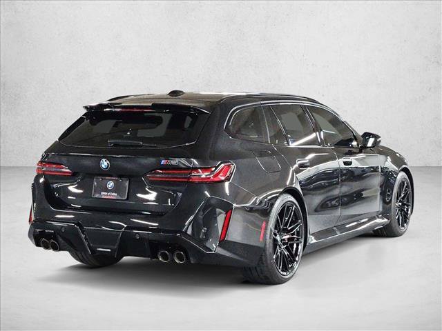 New 2027 BMW M5 Touring AWD/4WD image 2