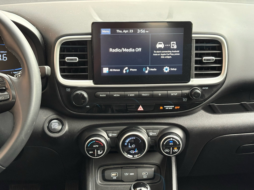 Used 2025 Hyundai Venue SEL FWD image 31
