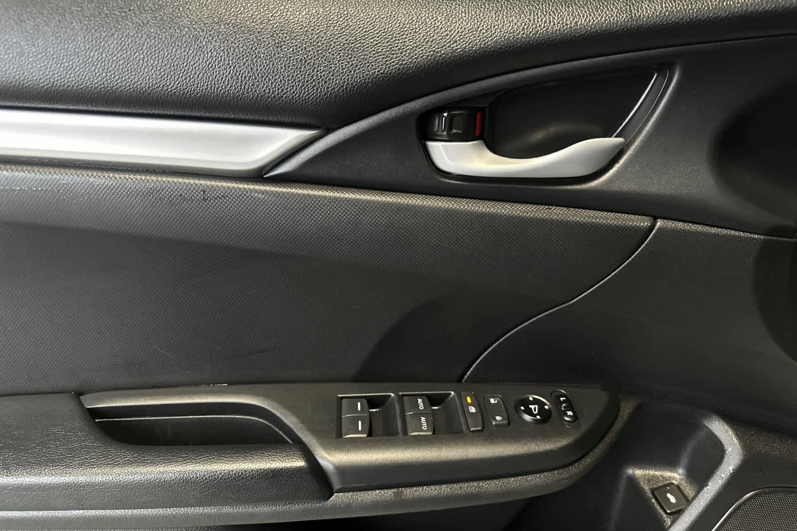 Used 2020 Honda Civic Sport image 12