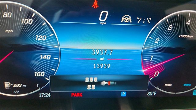 Used 2025 Mercedes-Benz GLS 450 4MATIC image 43