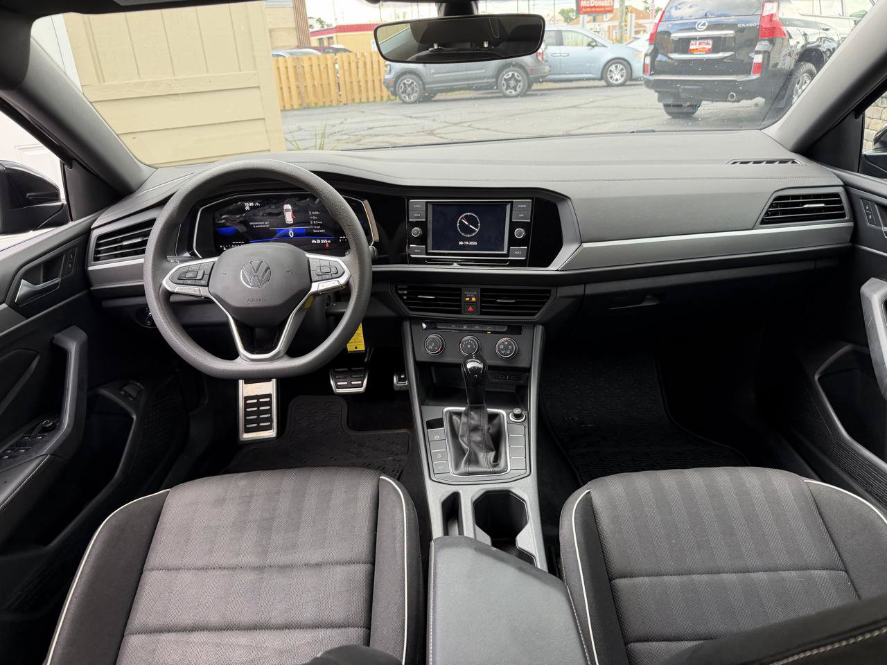 Used 2023 Volkswagen Jetta Sport FWD image 5