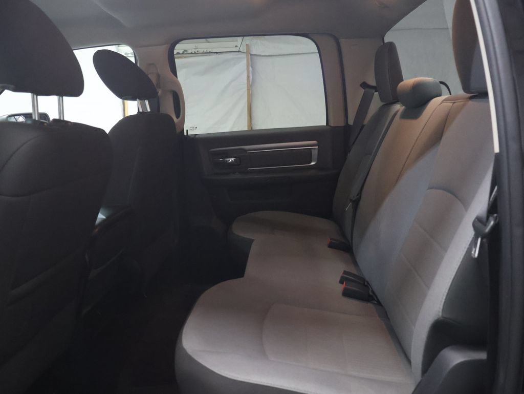 Used 2022 RAM 1500 Classic SLT AWD/4WD image 14
