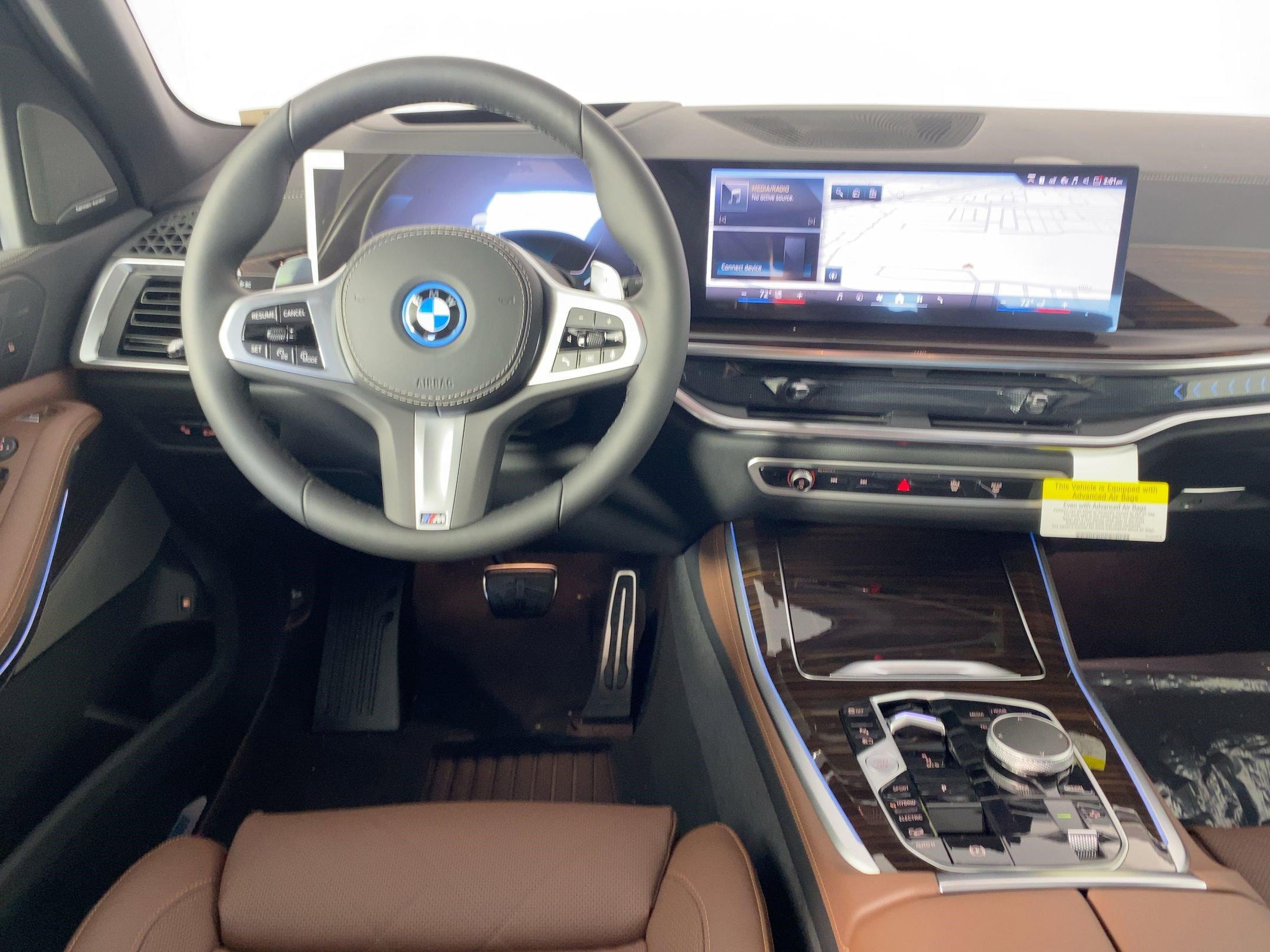 Used 2026 BMW X5 xDrive50e w/ M Sport Package AWD/4WD image 4