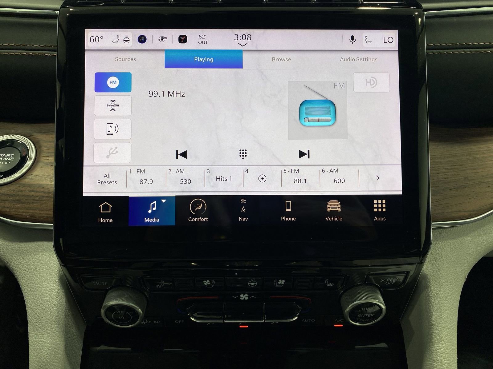 Used 2022 Jeep Grand Cherokee Summit w/ Advanced Protech Group IV AWD/4WD image 16