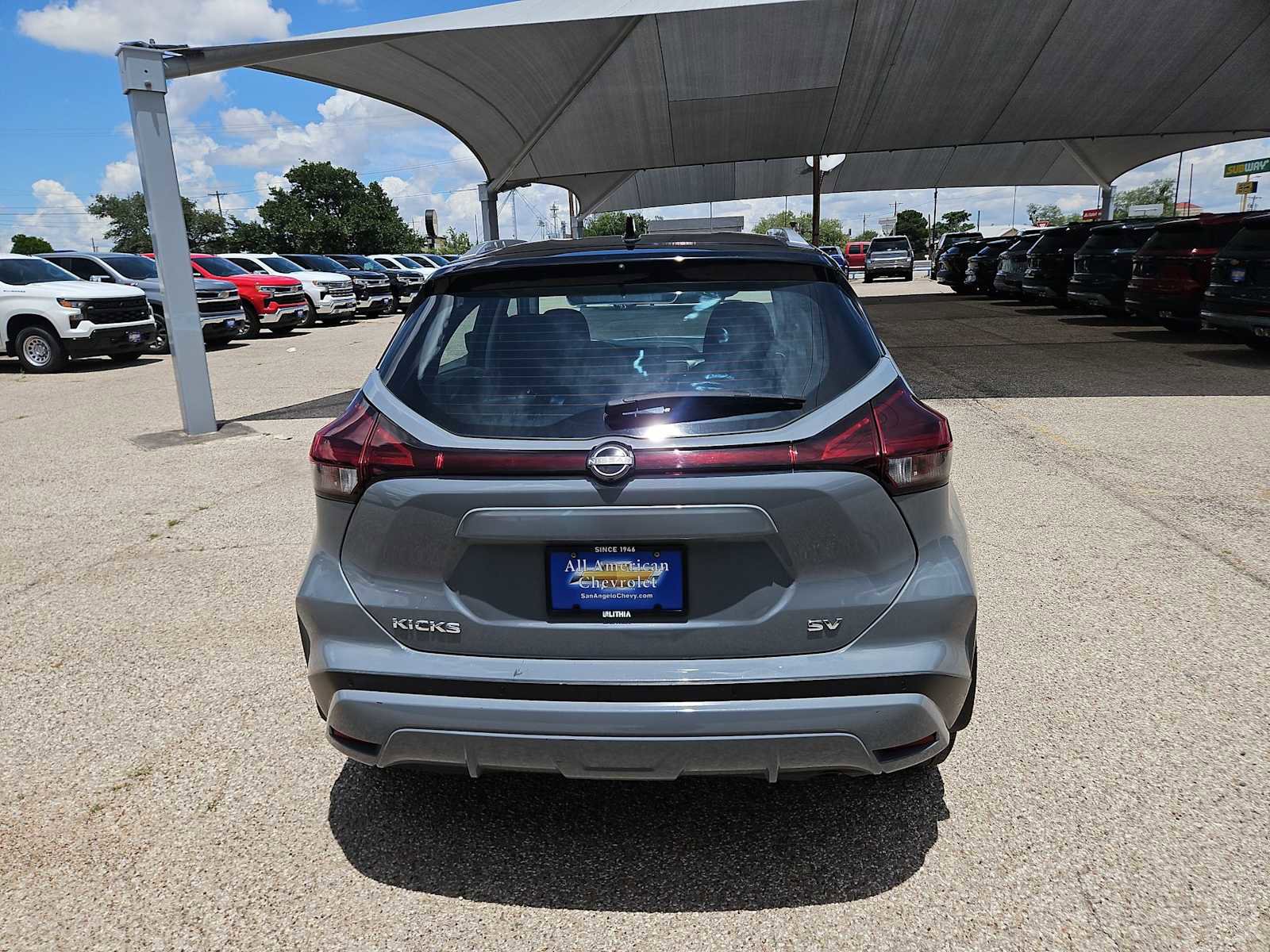 Used 2023 Nissan Kicks SV FWD image 7