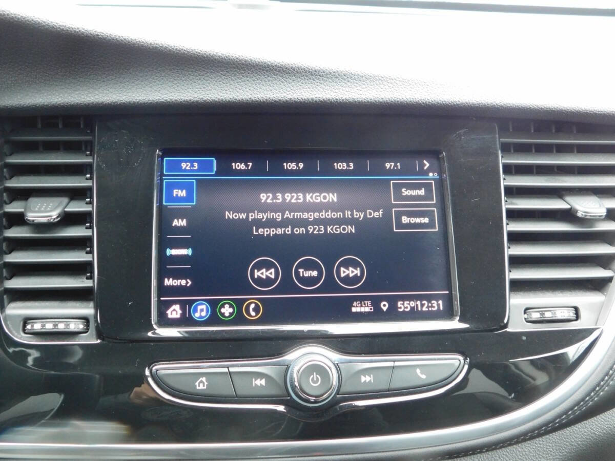 Used 2021 Buick Encore Preferred image 13