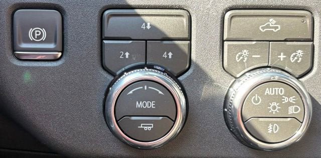 New 2026 GMC Sierra 3500 SLE w/ SLE Convenience Package AWD/4WD image 25