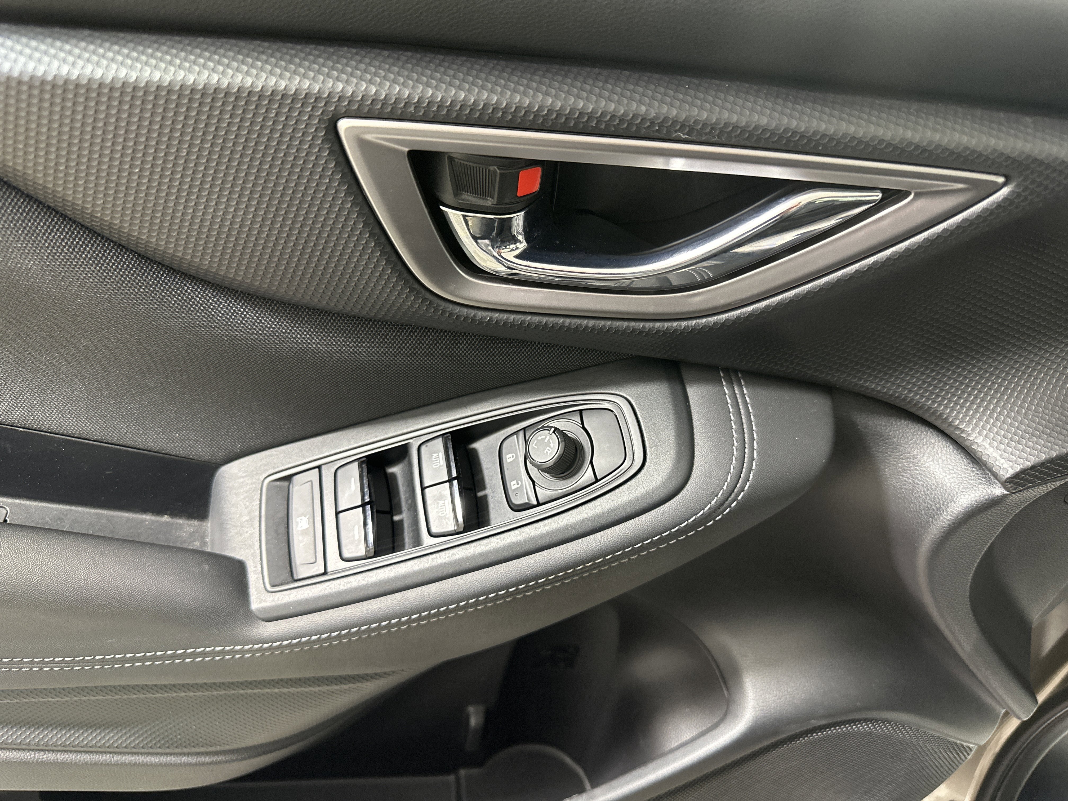 Used 2023 Subaru Forester Premium image 11