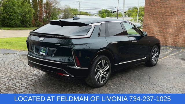 Certified 2024 Cadillac Lyriq Luxury w/ LPO, Floor Liner Package AWD/4WD image 8