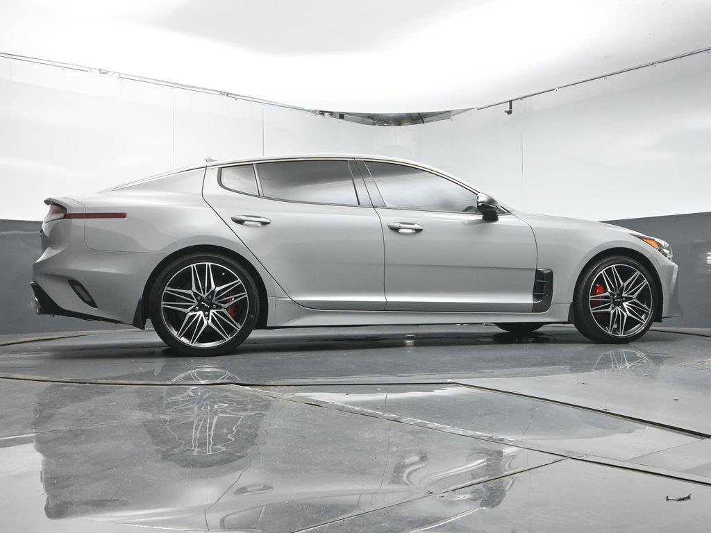 Used 2022 Kia Stinger GT1 AWD/4WD image 39