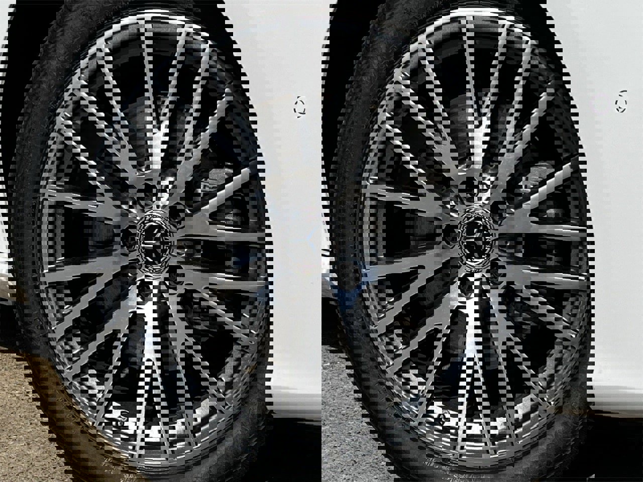 Used 2024 Mercedes-Benz CLA 250 image 29