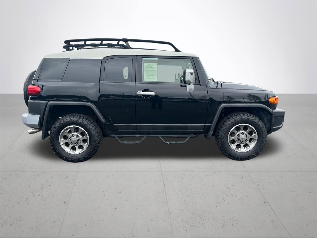 Used 2013 Toyota FJ Cruiser 4WD w/ Convenience Pkg image 6