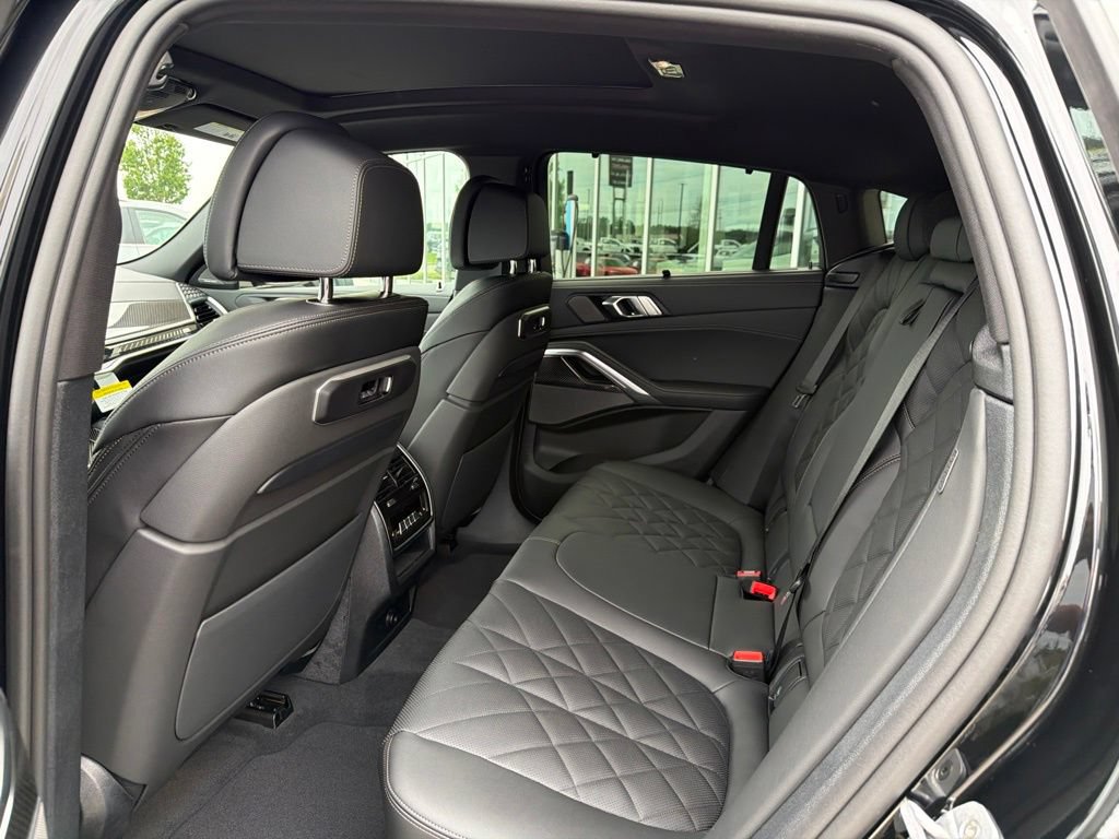 New 2027 BMW X6 M60i AWD/4WD image 22