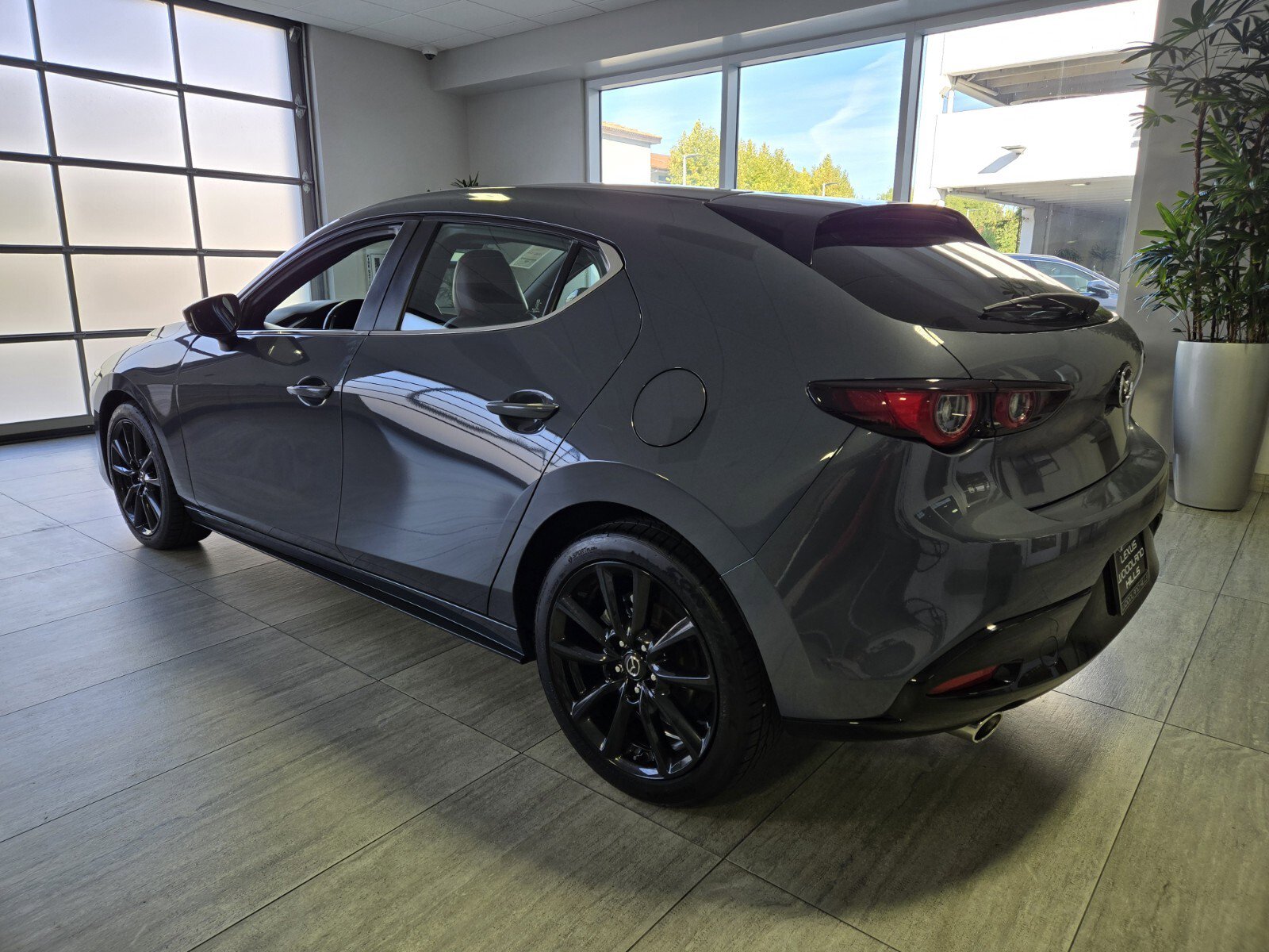 Used 2022 MAZDA MAZDA3 s image 3