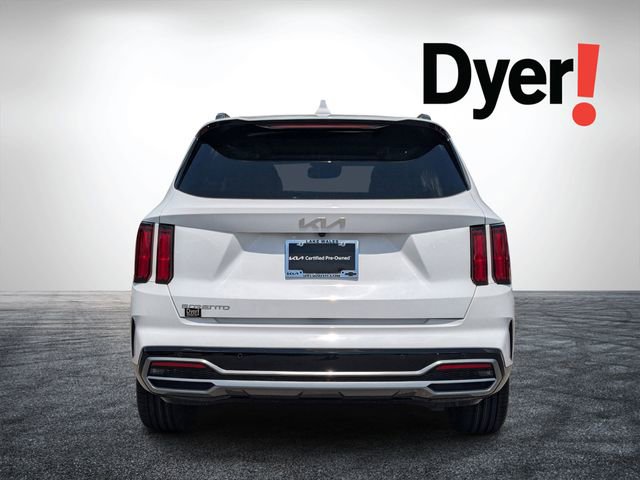 Certified 2023 Kia Sorento SX image 4