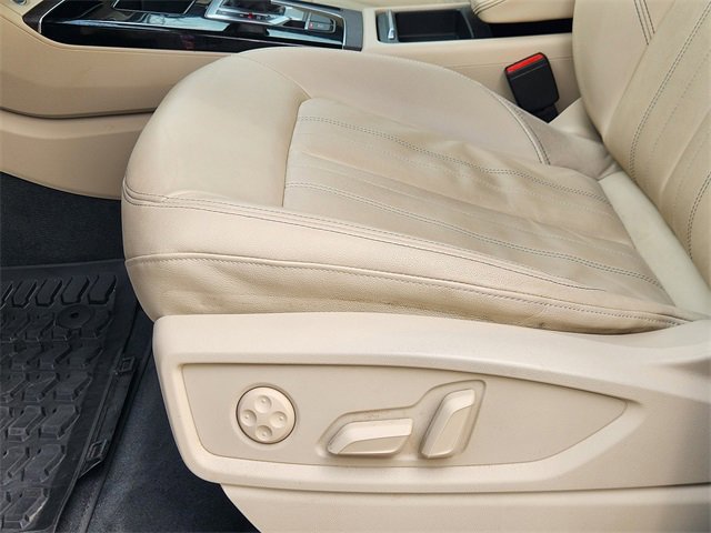 Used 2022 Audi Q5 2.0T Premium w/ Convenience Package image 23