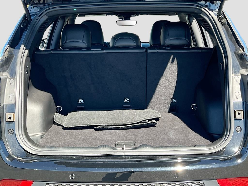 Certified 2025 Jeep Compass Limited image 22