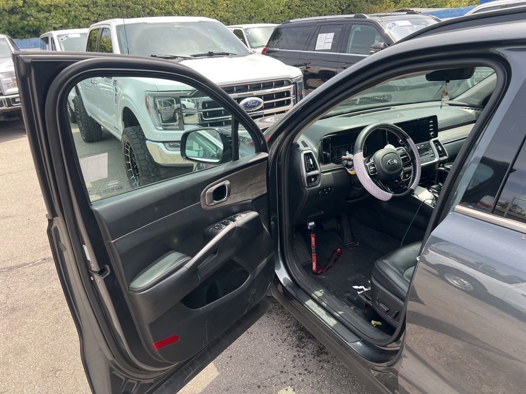 Used 2021 Kia Sorento EX w/ Panoramic Sunroof Package FWD image 32