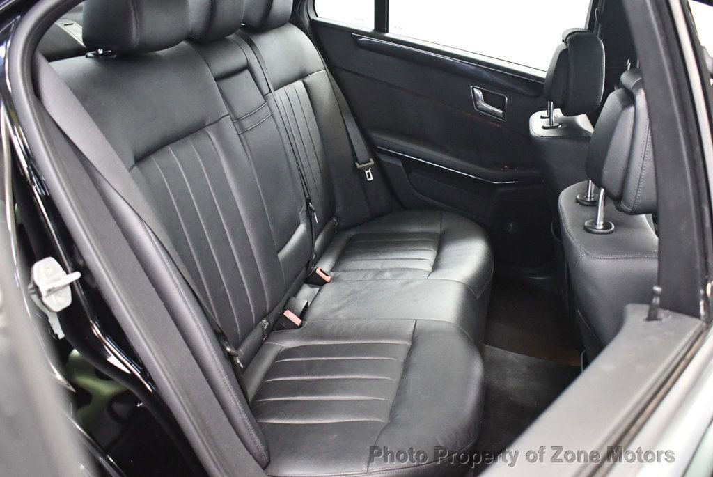 Used 2010 Mercedes-Benz E 550 4MATIC Sedan image 16