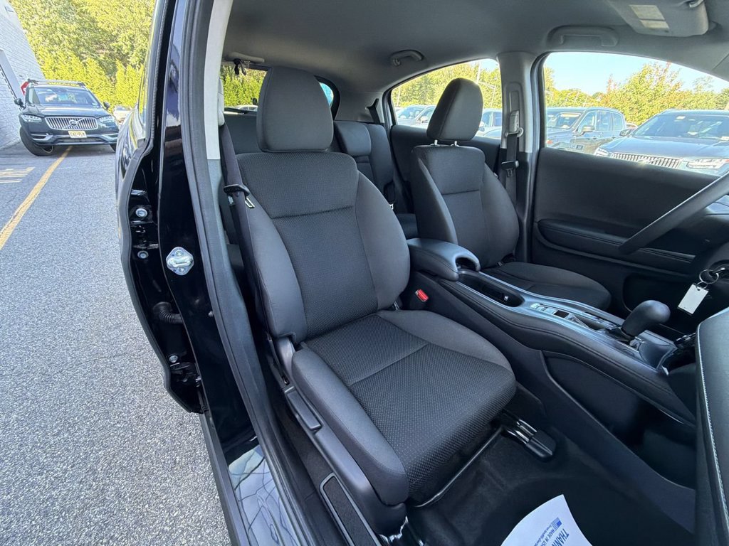 Used 2022 Honda HR-V LX image 24