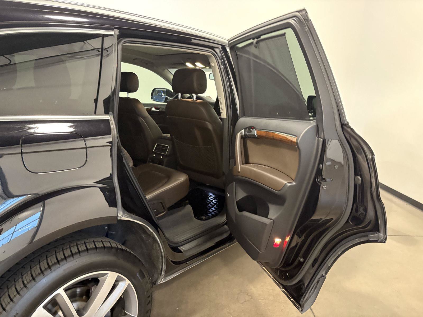 Used 2015 Audi Q7 TDI Premium Plus AWD/4WD image 35