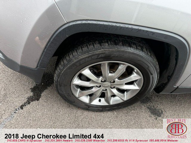Used 2018 Jeep Cherokee Limited AWD/4WD image 9