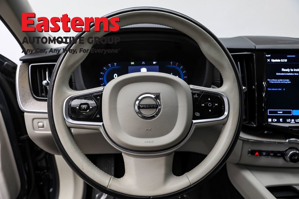 Used 2022 Volvo XC60 B6 Inscription w/ Advanced Package image 10