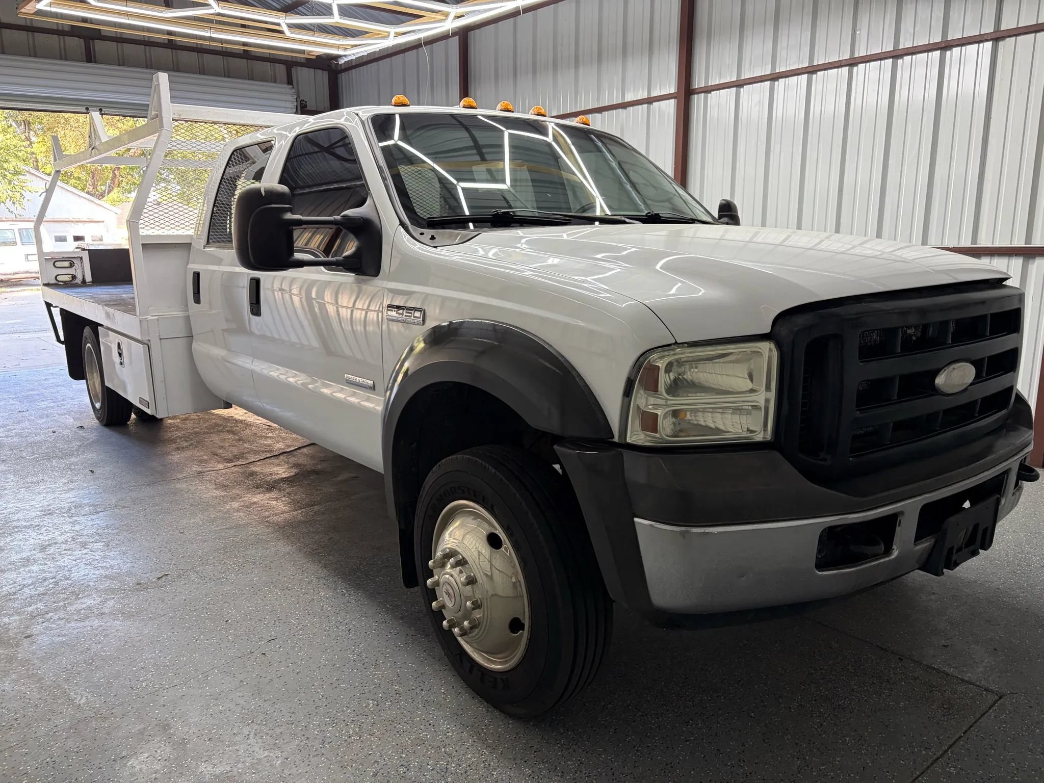 Used 2005 Ford F450 2WD Crew Cab Super Duty image 22