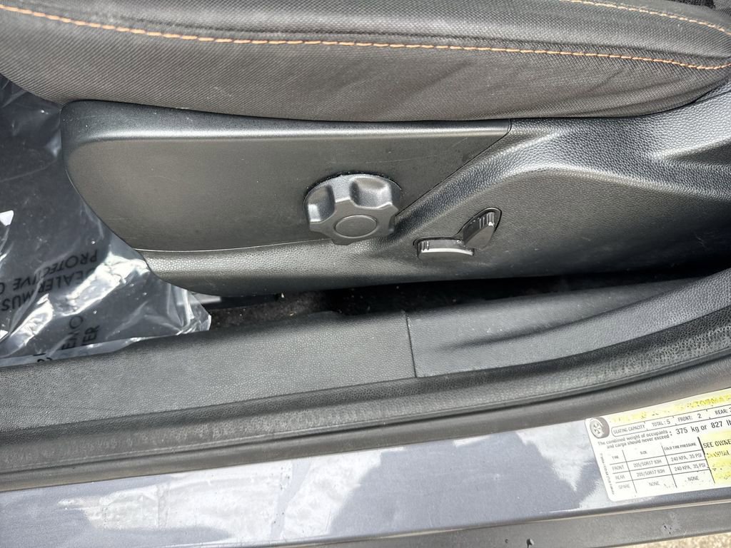 Used 2021 Ford EcoSport SE w/ SE Convenience Package FWD image 41