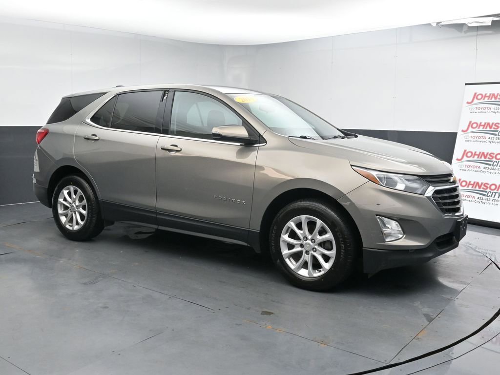 Used 2018 Chevrolet Equinox LT image 2