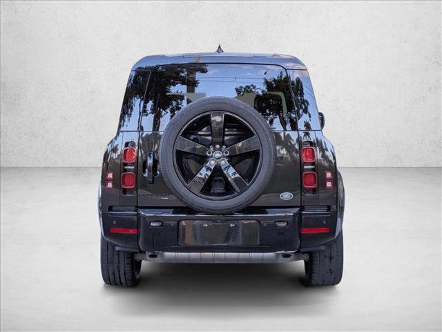 Certified 2023 Land Rover Defender 130 X-Dynamic SE image 6