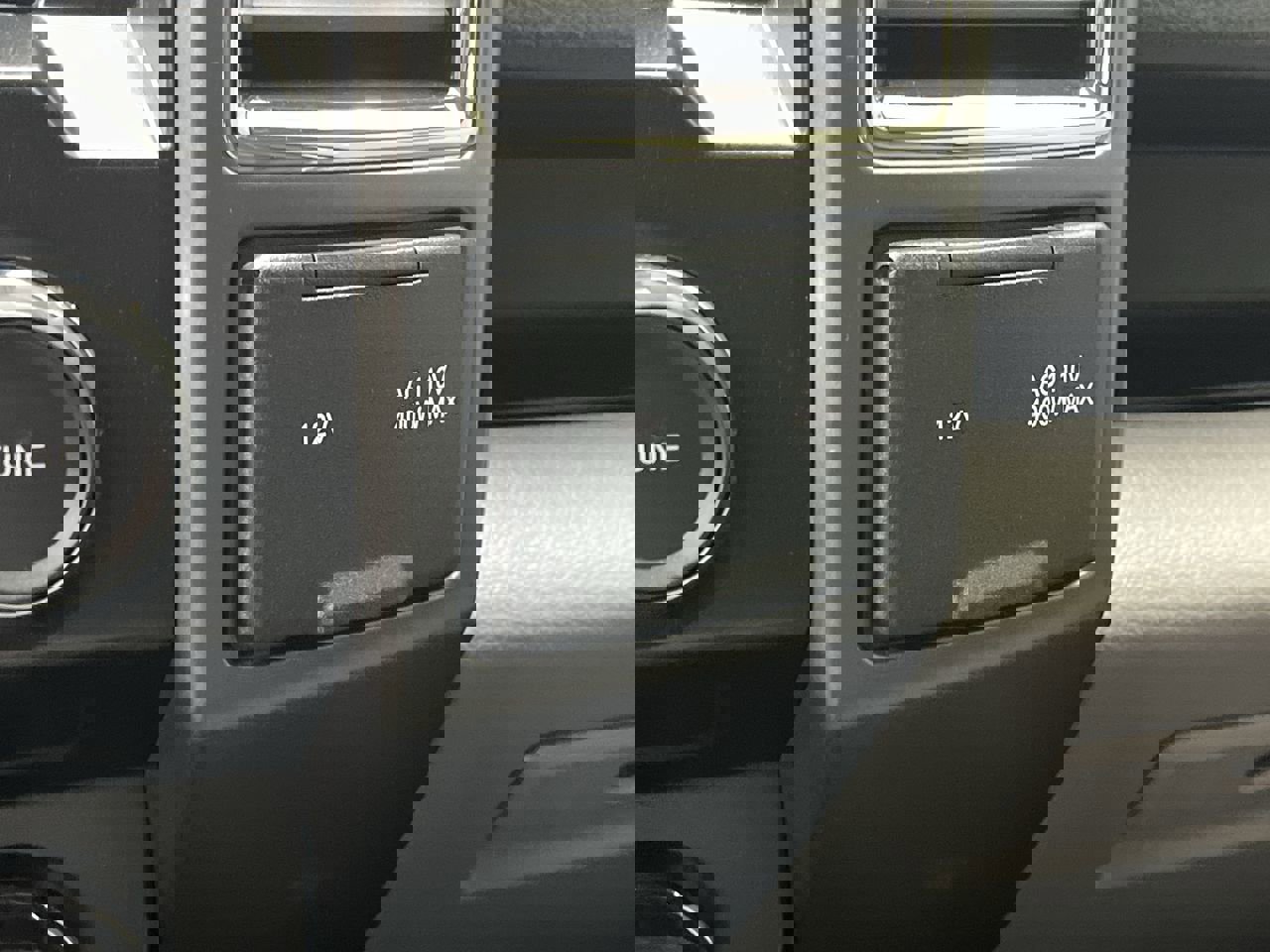 Used 2017 Ford F150 XLT w/ Equipment Group 302A Luxury image 23