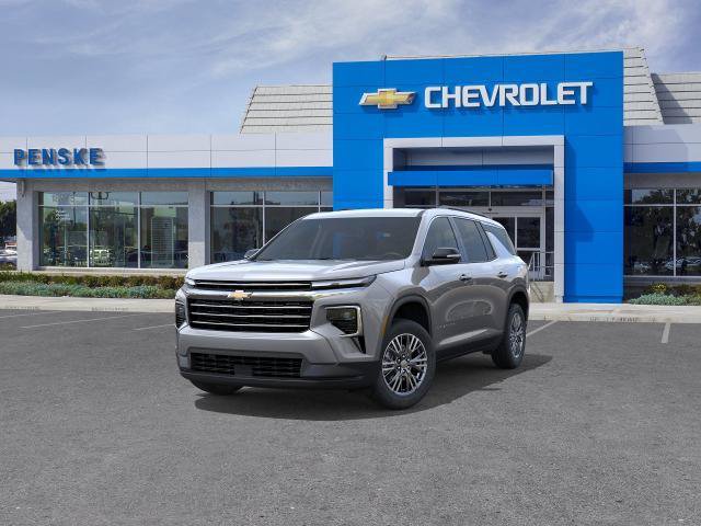 New 2027 Chevrolet Traverse LT w/ LPO, Floor Liner Package FWD image 32