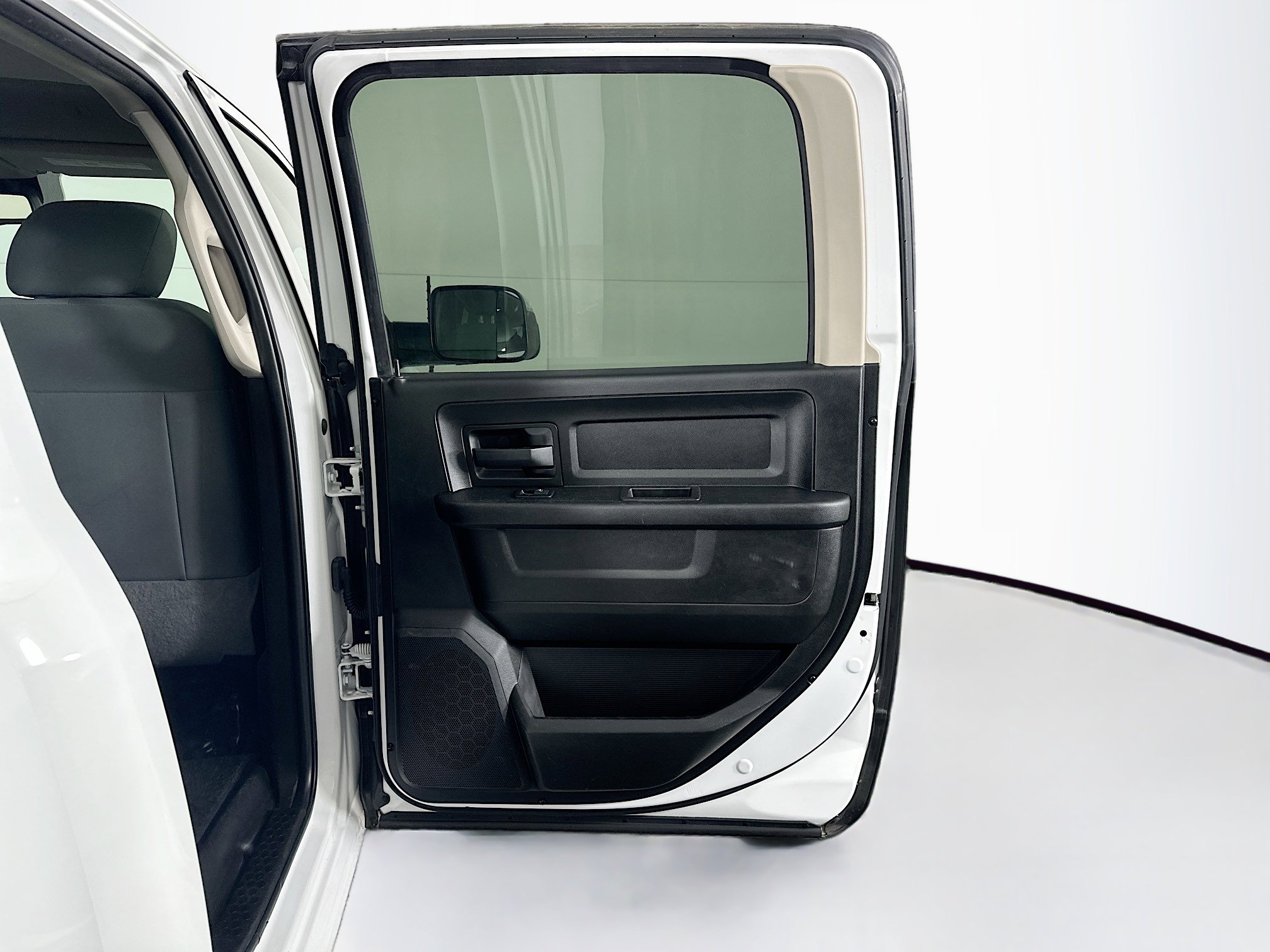 Used 2019 RAM 1500 Tradesman w/ Popular Equipment Group RWD image 28