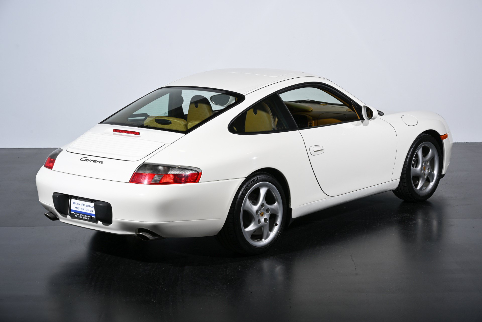 Used 2001 Porsche 911 Carrera RWD image 8