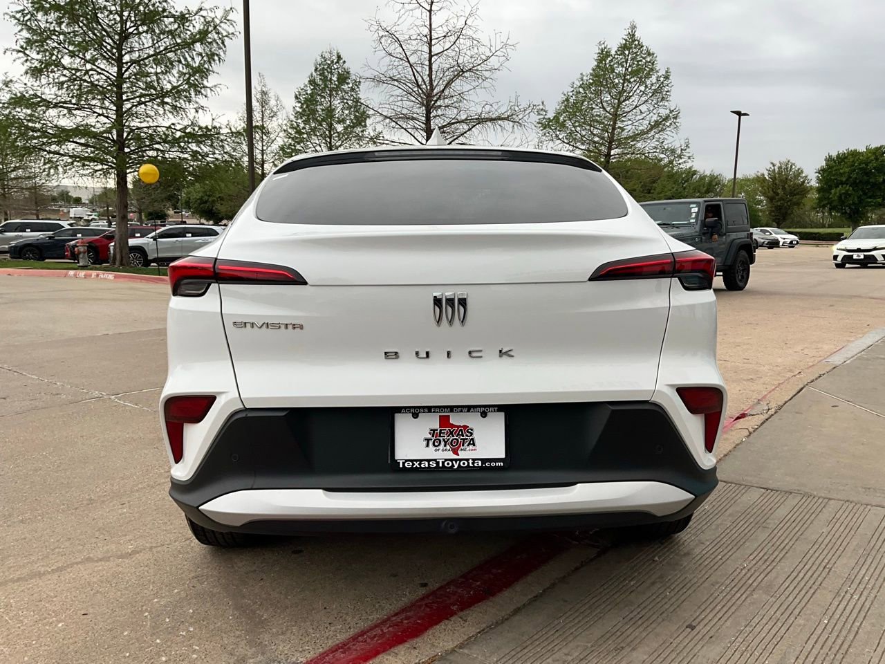 Used 2025 Buick Envista Preferred image 7
