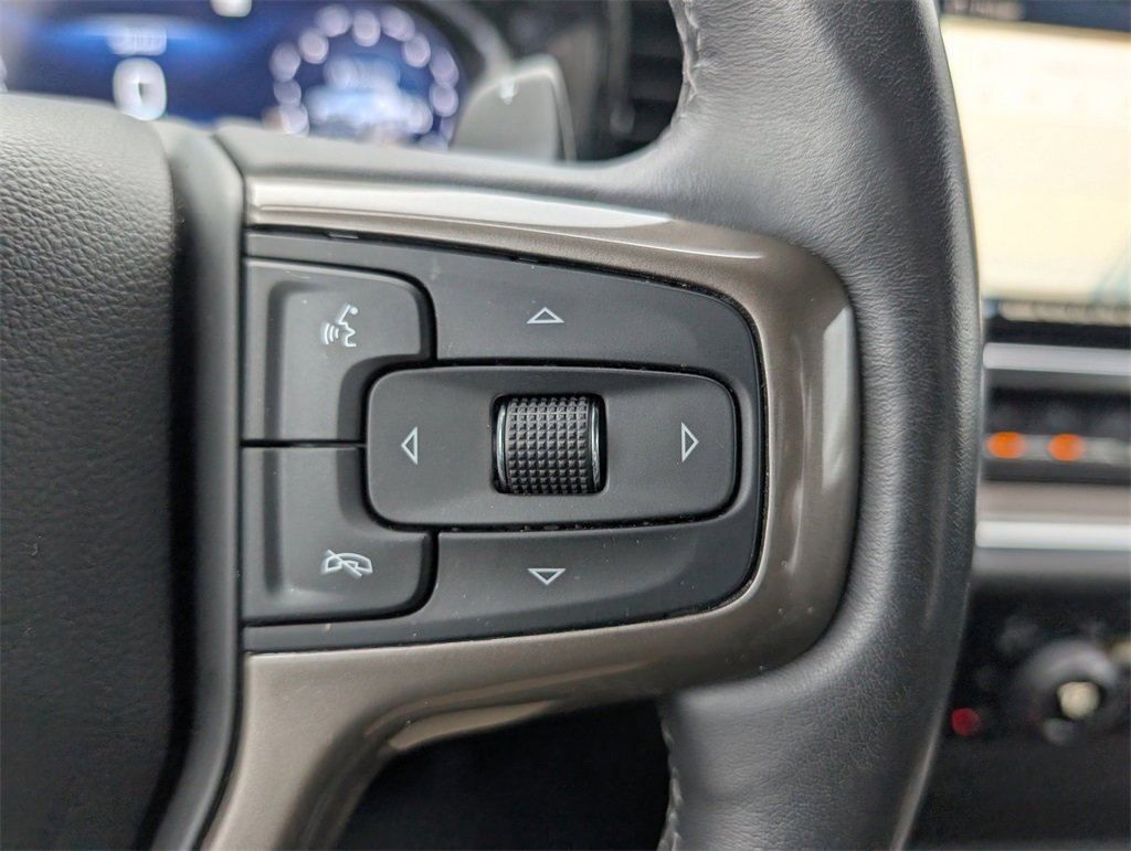 Used 2022 Chevrolet Silverado 1500 High Country w/ Z71 Off-Road Package image 17