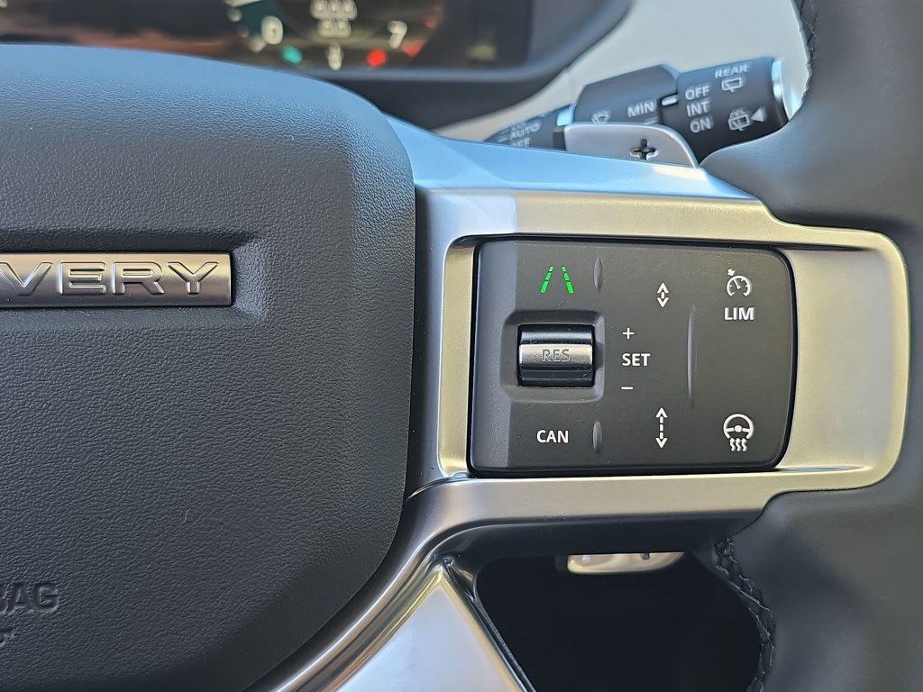 New 2026 Land Rover Discovery S AWD/4WD image 20