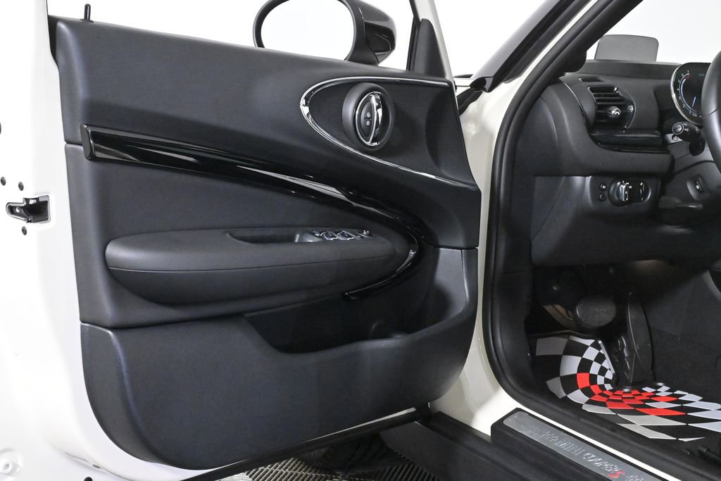 Certified 2022 MINI Cooper Clubman S w/ Driver Assistance Package image 30
