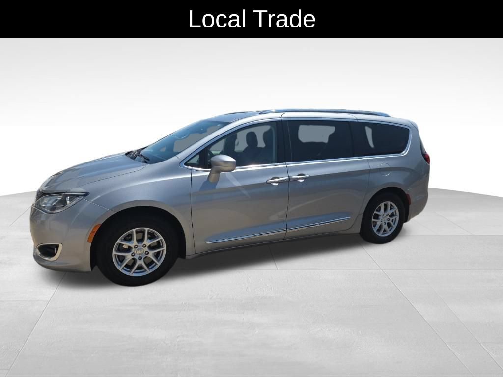 Used 2020 Chrysler Pacifica Touring-L FWD image 5
