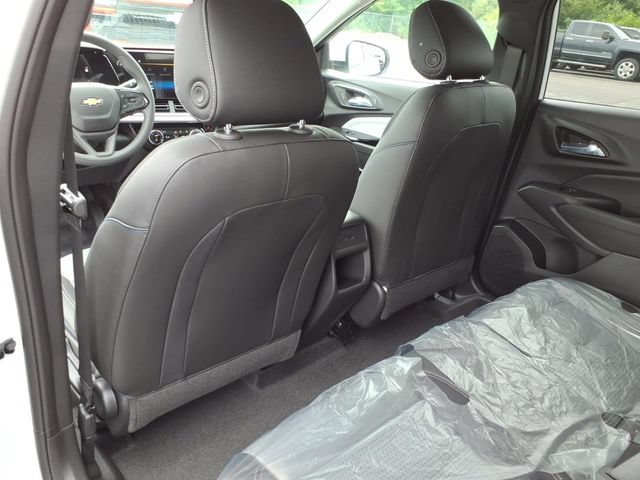 New 2026 Chevrolet Trax LT FWD image 7