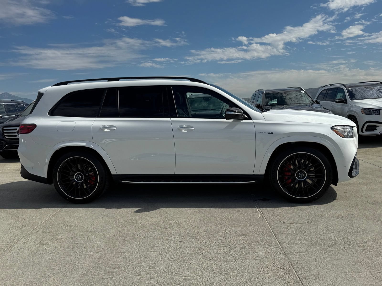 New 2025 Mercedes-Benz GLS 63 AMG 4MATIC image 9