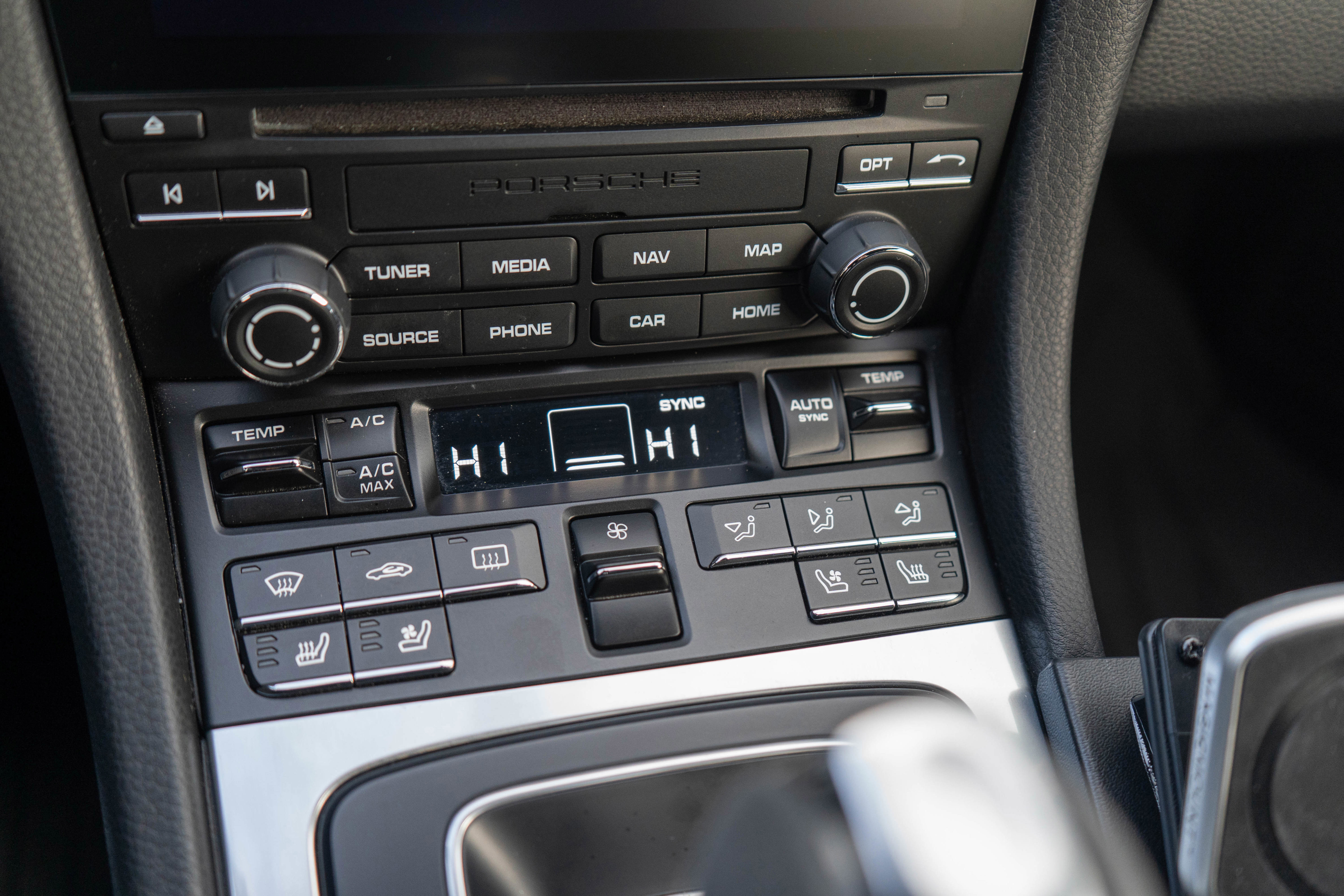 Used 2018 Porsche 718 Cayman GTS image 22