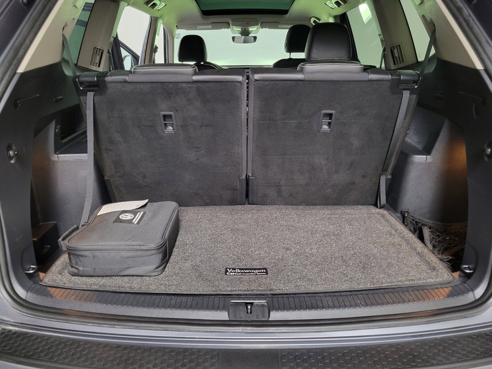 Used 2021 Volkswagen Atlas SEL Premium image 23