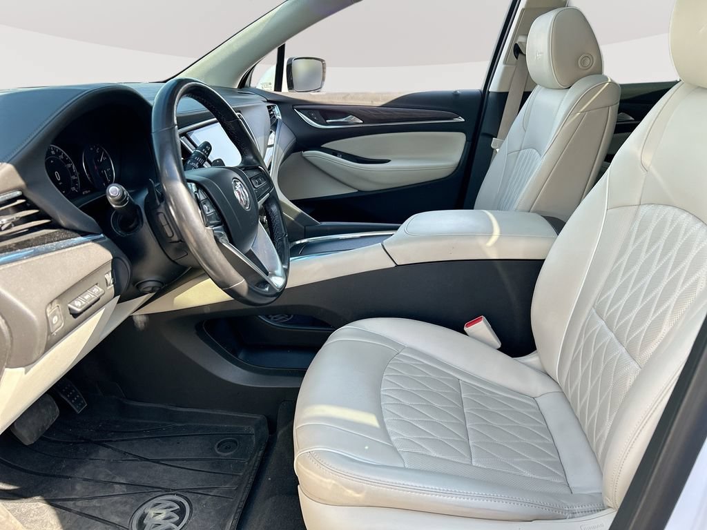 Used 2022 Buick Enclave Avenir AWD/4WD image 24
