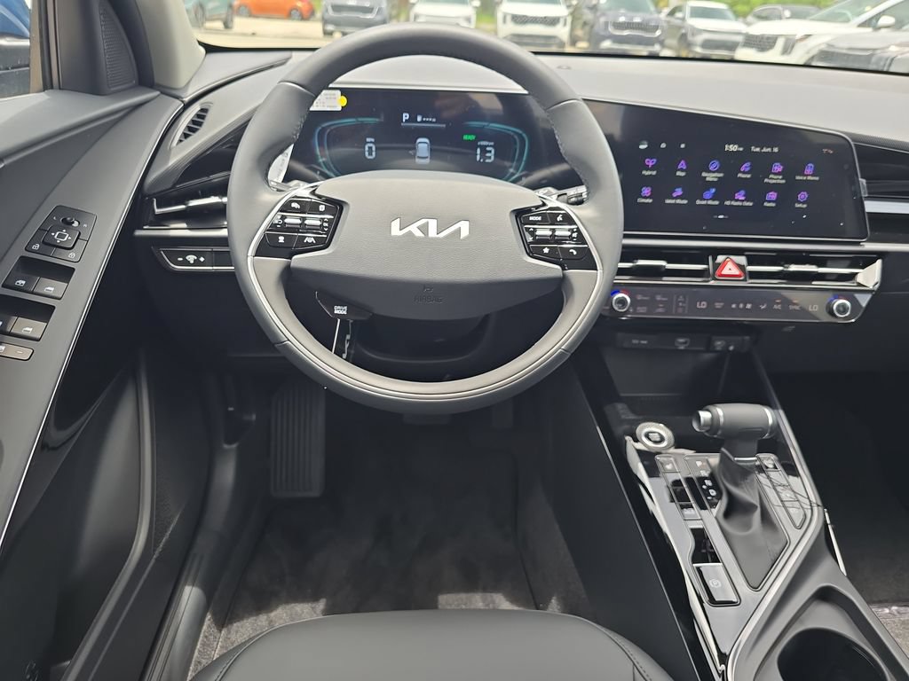 New 2026 Kia Niro EX FWD image 13